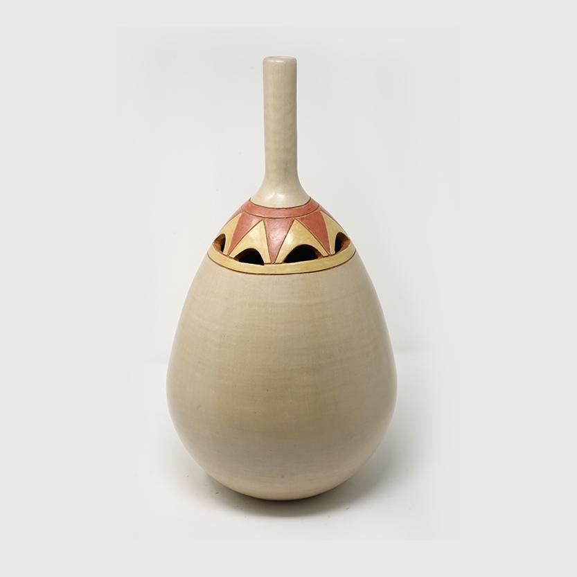 Drop Cream Prehispanic Vase