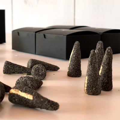 Copal incense cones by Relato Nativo